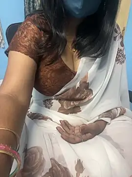 Snapshot of selvi_selvi chatting on September 2025 02:22:02 AM selvi selvi online show from September 2025 02:22:02 AM