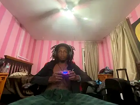 Snapshot of mikeJak chatting on October 2025 12:22:01 AM mikeJak online show from October 2025 12:22:01 AM