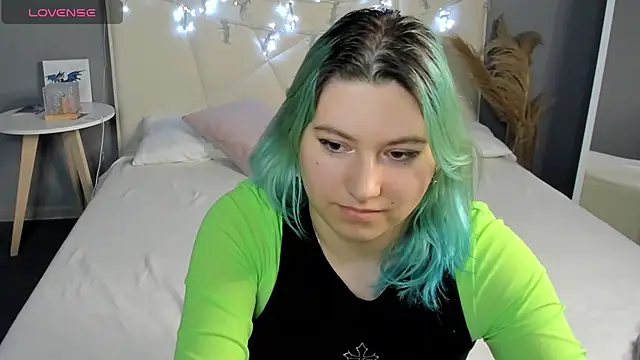 Bonni Meiz online show from December 2024 04:31:01 PM