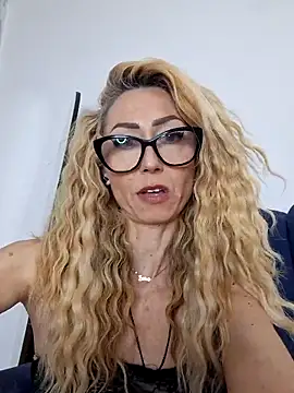 harleyejoker1 online show from April 2026 09:12:02 AM