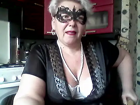 Lisa Suzie online show from March 2026 09:01:01 AM