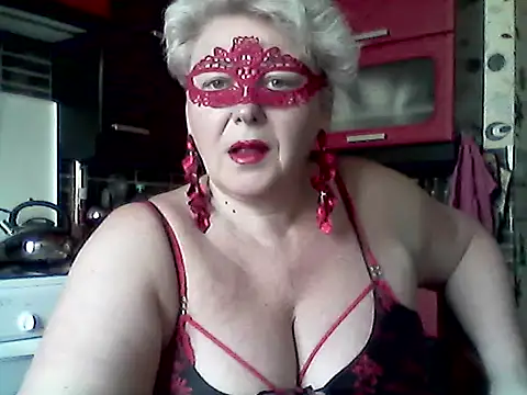 Lisa Suzie online show from April 2026 08:10:01 AM