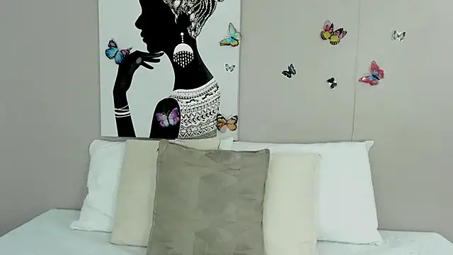 Adelesmithh online show from December 2025 11:40:02 AM