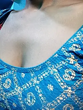 Kajal  Mehra online show from November 2025 04:44:02 AM