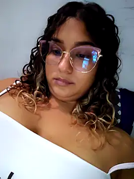 BrendaGirs online show from May 2026 02:41:01 AM
