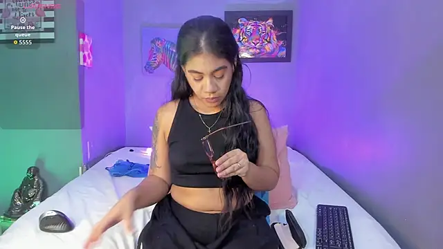 PammelaRoss1 online show from April 2026 05:07:01 PM