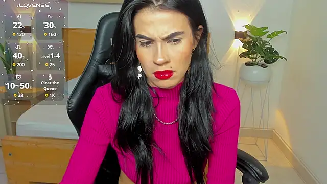 Snapshot of stephanya_ chatting on February 2025 10:21:02 PM stephanya online show from February 2025 10:21:02 PM