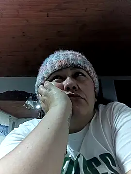 Darly Gomez online show from February 2026 04:07:01 AM