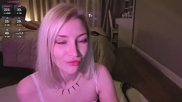 alexa novak online show from September 2025 02:22:02 PM