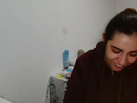 Ursumi1 online show from March 2026 05:07:02 PM