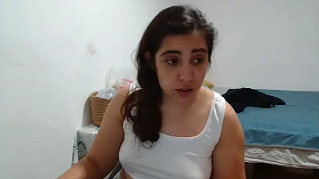 Ursumi1 online show from March 2026 03:40:01 PM