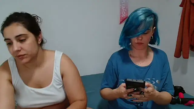 Ursumi1 online show from March 2026 11:04:01 PM