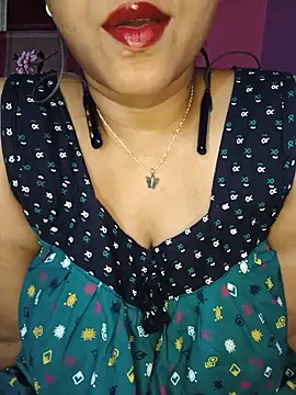 Snapshot of Sexy_Mona_Bhabhi chatting on June 2026 06:53:02 PM Sexy Mona Bhabhi online show from June 2026 06:53:02 PM