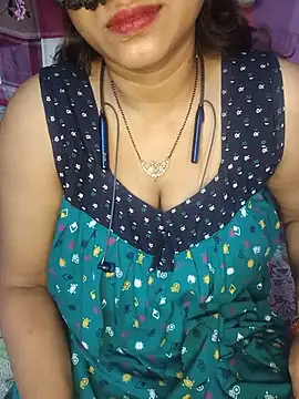 Snapshot of Sexy_Mona_Bhabhi chatting on August 2026 12:45:01 AM Sexy Mona Bhabhi online show from August 2026 12:45:01 AM