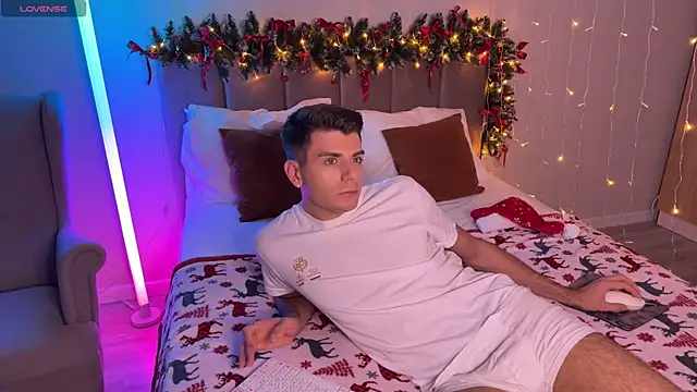 Walt Enjoy online show from December 2025 03:30:01 PM