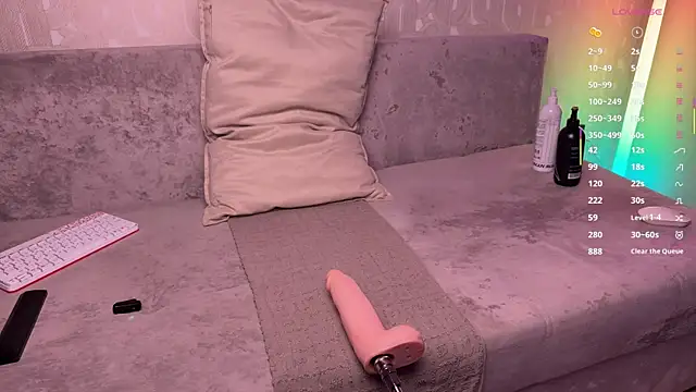 Snapshot of Walt_Enjoy chatting on July 2026 07:19:02 PM Walt Enjoy online show from July 2026 07:19:02 PM