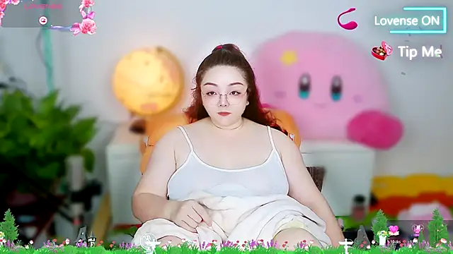 Snapshot of Weiwei5200 chatting on November 2025 05:25:02 PM Weiwei5200 online show from November 2025 05:25:02 PM