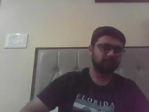 Snapshot of SexyyMotaLund57 chatting on February 2026 02:18:01 PM SexyyMotaLund57 online show from February 2026 02:18:01 PM