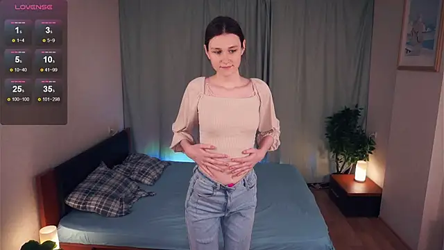 Snapshot of MoiraHavins chatting on February 2025 11:26:02 PM MoiraHavins online show from February 2025 11:26:02 PM