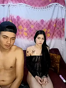 Snapshot of DanielaySeba chatting on January 2025 04:28:02 AM DanielaySeba online show from January 2025 04:28:02 AM
