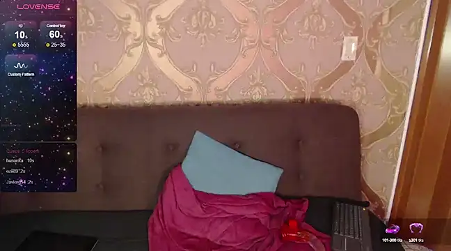 Snapshot of lili_palmer24 chatting on December 2024 10:26:02 PM lili palmer24 online show from December 2024 10:26:02 PM