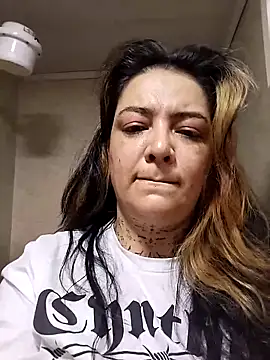 Snapshot of poisson_ivy chatting on September 2025 06:57:01 PM poisson ivy online show from September 2025 06:57:01 PM