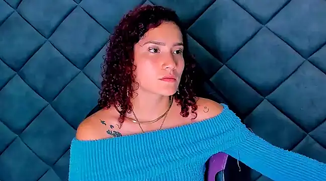 Snapshot of Nellyhills chatting on February 2025 12:06:01 AM Nellyhills online show from February 2025 12:06:01 AM