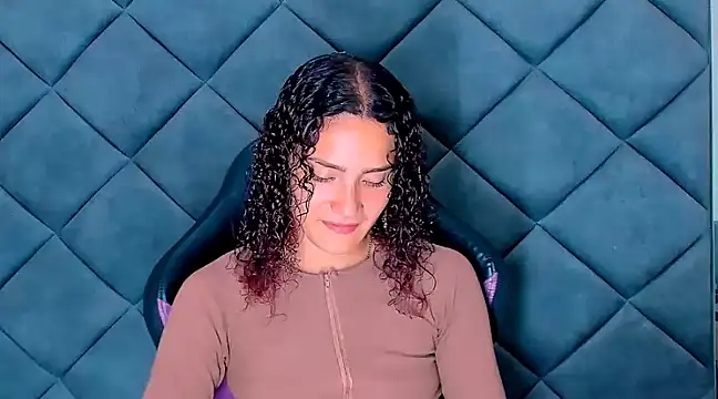 Snapshot of Nellyhills chatting on February 2025 03:51:02 PM Nellyhills online show from February 2025 03:51:02 PM