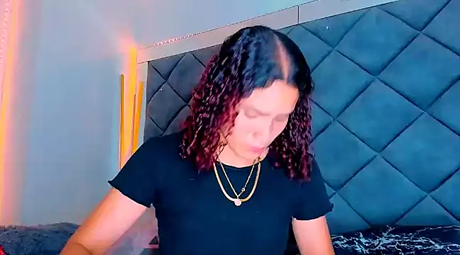 Snapshot of Nellyhills chatting on March 2025 08:31:02 PM Nellyhills online show from March 2025 08:31:02 PM