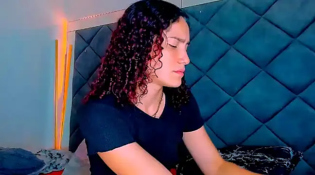 Snapshot of Nellyhills chatting on March 2025 11:37:01 PM Nellyhills online show from March 2025 11:37:01 PM