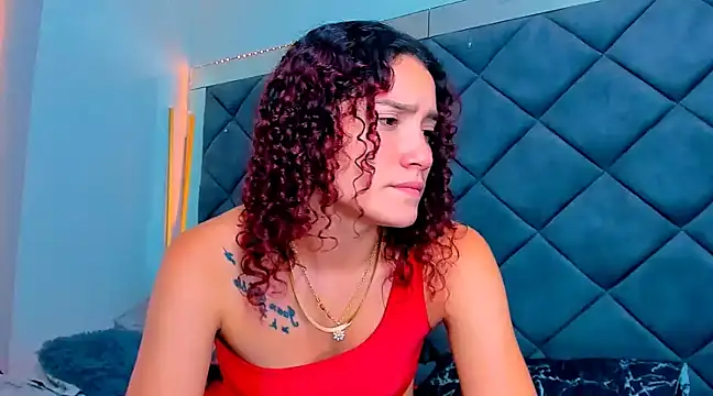 Snapshot of Nellyhills chatting on March 2025 07:49:02 PM Nellyhills online show from March 2025 07:49:02 PM