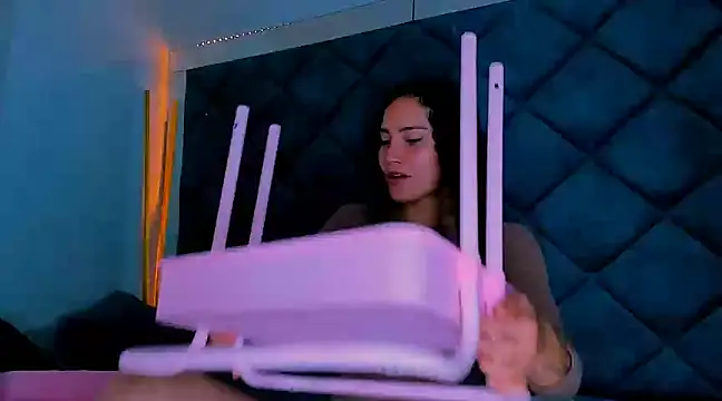 Snapshot of Nellyhills chatting on March 2025 03:38:02 PM Nellyhills online show from March 2025 03:38:02 PM