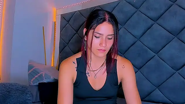 Snapshot of Nellyhills chatting on March 2025 04:01:01 PM Nellyhills online show from March 2025 04:01:01 PM