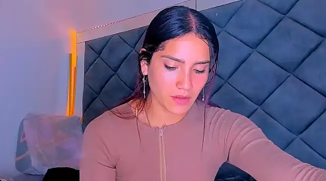 Snapshot of Nellyhills chatting on March 2025 07:46:01 PM Nellyhills online show from March 2025 07:46:01 PM