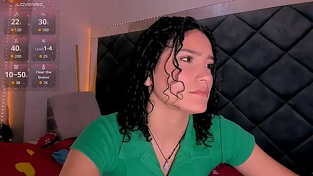 Snapshot of Nellyhills chatting on September 2025 01:45:02 PM Nellyhills online show from September 2025 01:45:02 PM