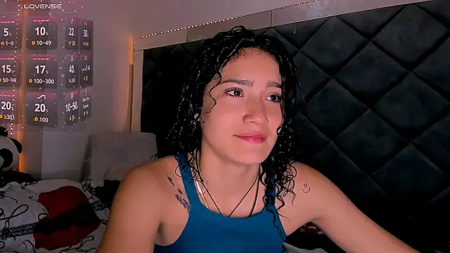 Snapshot of Nellyhills chatting on September 2025 11:13:02 AM Nellyhills online show from September 2025 11:13:02 AM