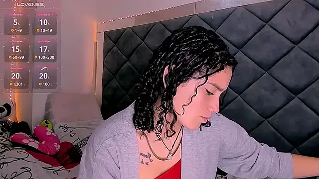 Snapshot of Nellyhills chatting on September 2025 10:20:02 AM Nellyhills online show from September 2025 10:20:02 AM