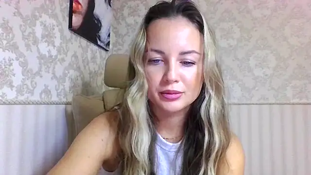 Snapshot of jennifer838 chatting on October 2025 06:20:02 PM jennifer838 online show from October 2025 06:20:02 PM