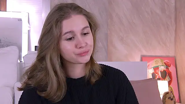 EllieHayes online show from September 2025 04:01:02 PM