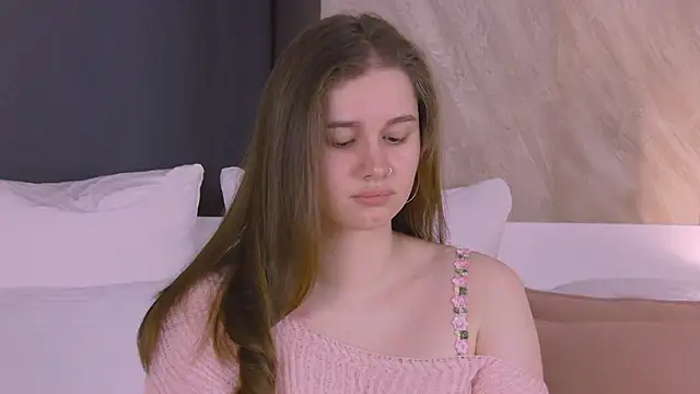 Snapshot of EllieHayes chatting on March 2026 10:13:02 PM EllieHayes online show from March 2026 10:13:02 PM