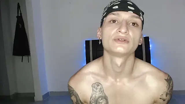 arthurphoenix  online show from December 2024 10:28:02 AM