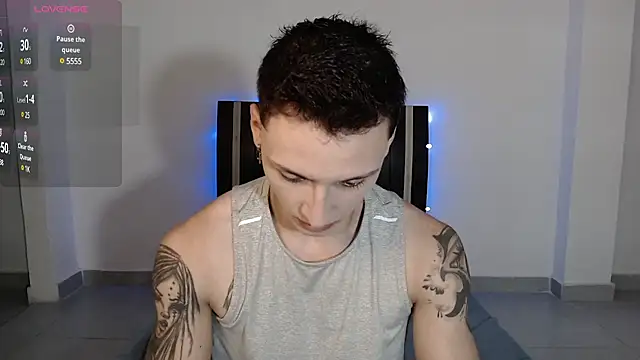 arthurphoenix  online show from December 2024 04:22:02 AM