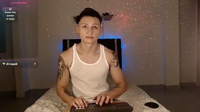 arthurphoenix  online show from December 2024 07:50:01 AM