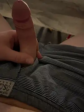 Snapshot of EhemannTotti chatting on November 2025 11:16:01 PM EhemannTotti online show from November 2025 11:16:01 PM