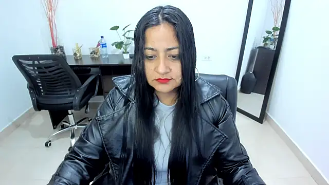 Adele Sweett online show from February 2025 10:47:02 AM