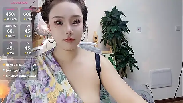 ChuChu1991 online show from December 2024 05:21:02 PM