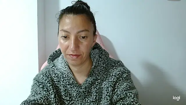 Snapshot of kaybabyhot chatting on September 2025 03:39:01 PM kaybabyhot online show from September 2025 03:39:01 PM