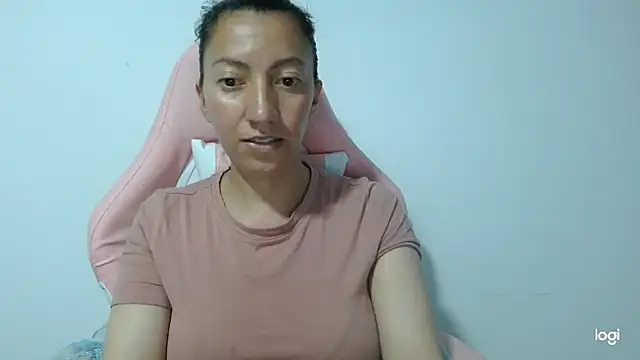 Snapshot of kaybabyhot chatting on October 2025 03:49:02 AM kaybabyhot online show from October 2025 03:49:02 AM