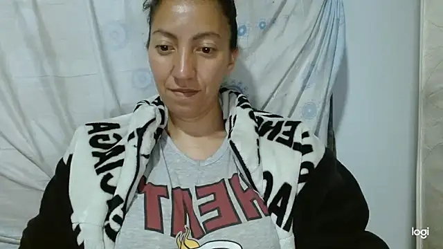 Snapshot of kaybabyhot chatting on October 2025 03:18:02 AM kaybabyhot online show from October 2025 03:18:02 AM