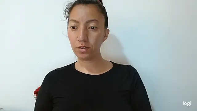 kaybabyhot online show from November 2025 01:46:02 PM